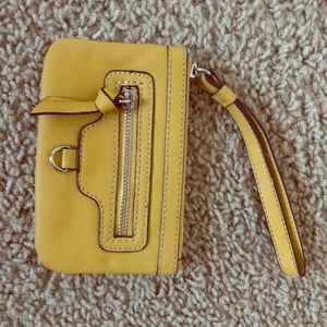 Nine West small wristlet